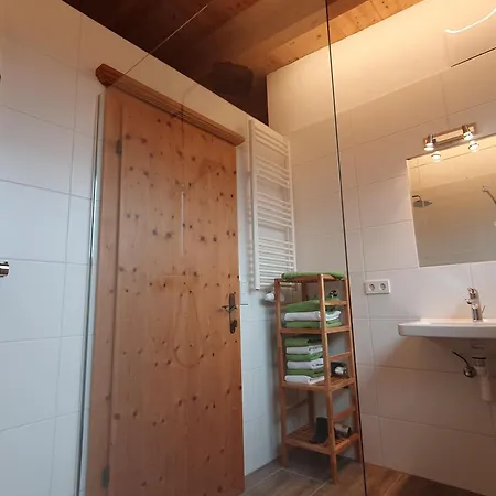 Omesbergerhof Farm stay *