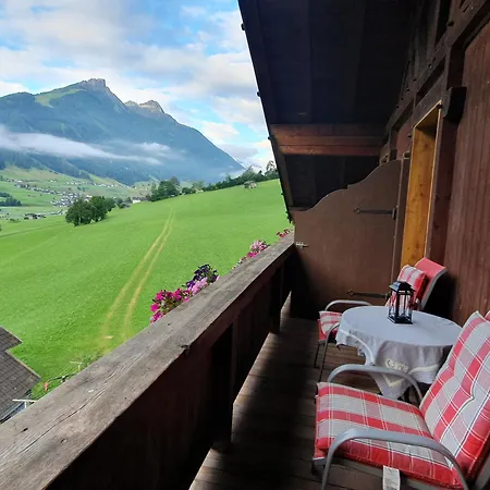 Omesbergerhof Нойштифт-им-Штубайталь